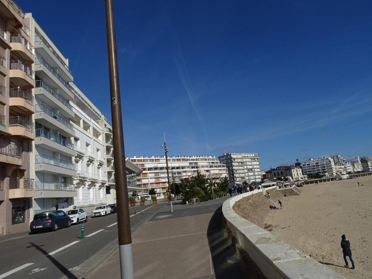 Appartement T2 Face Plage Avec Balcon, Cuisine Equipee Et Tv - Fr-1-92-908 Les Sables-dʼOlonne Екстериор снимка