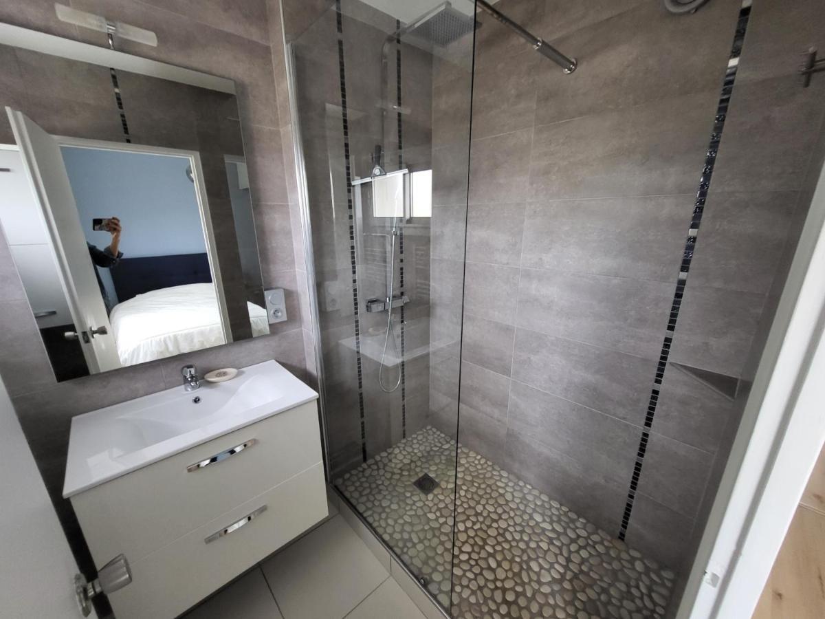 Appartement T2 Face Plage Avec Balcon, Cuisine Equipee Et Tv - Fr-1-92-908 Les Sables-dʼOlonne Екстериор снимка