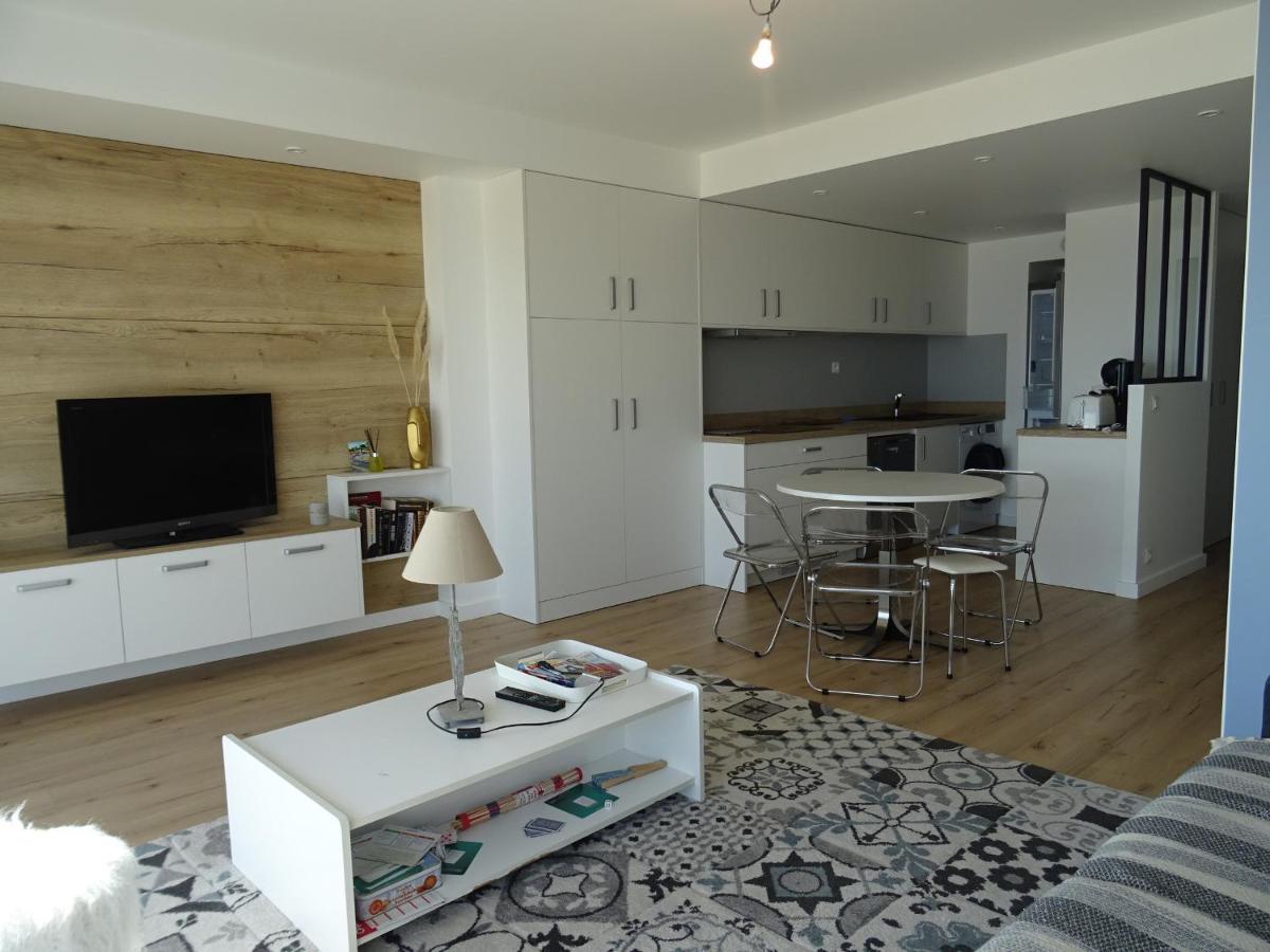 Appartement T2 Face Plage Avec Balcon, Cuisine Equipee Et Tv - Fr-1-92-908 Les Sables-dʼOlonne Екстериор снимка